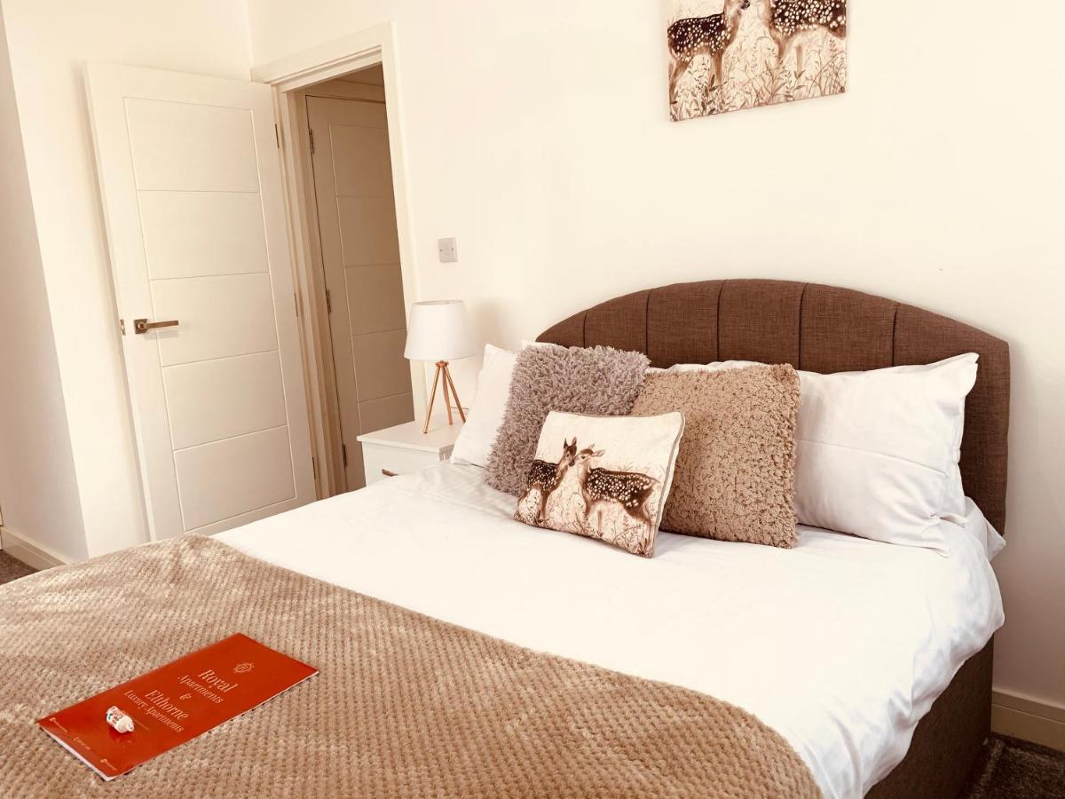 Elthorne Luxury Apartments - 억스브리지 외부 사진