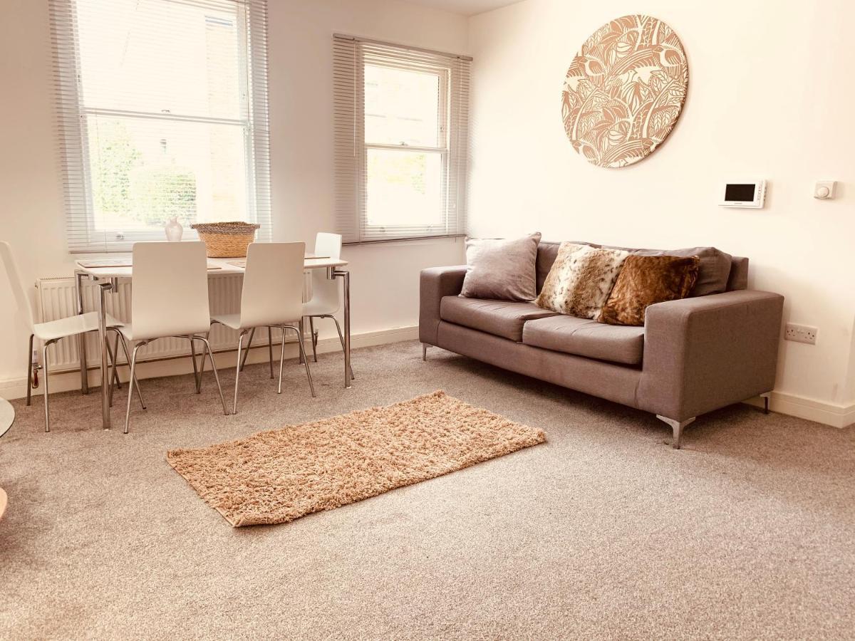 Elthorne Luxury Apartments - 억스브리지 외부 사진