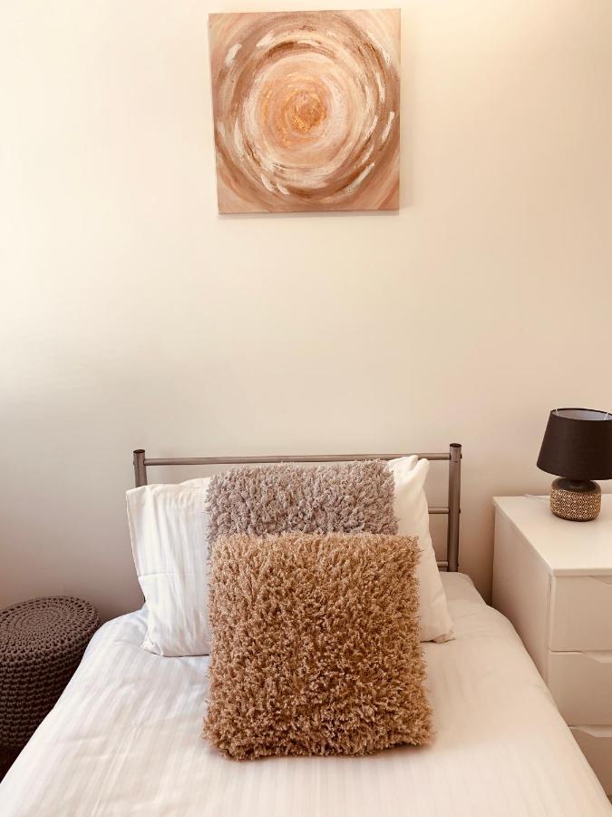 Elthorne Luxury Apartments - 억스브리지 외부 사진