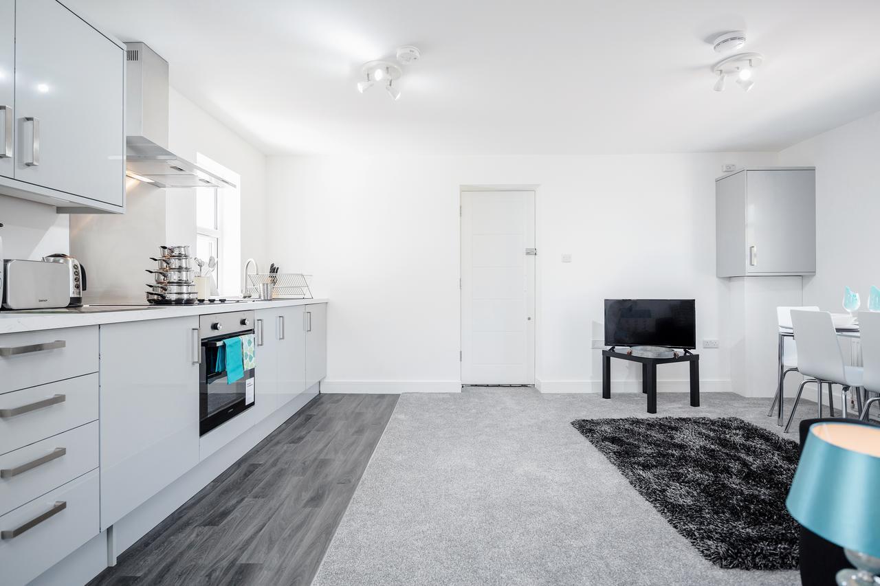 Elthorne Luxury Apartments - 억스브리지 외부 사진